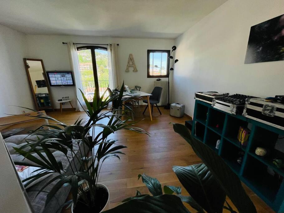 Superbe Appartement Sur Vence Extérieur photo